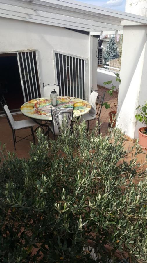 Amala, Luxury Pool Loft Apartment San Nicola La Strada Екстериор снимка