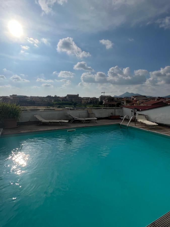 Amala, Luxury Pool Loft Apartment San Nicola La Strada Екстериор снимка